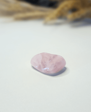 Pierre roulée Quartz Rose polie - Pierre du cœur pour amour de soi et chakra Anahata
