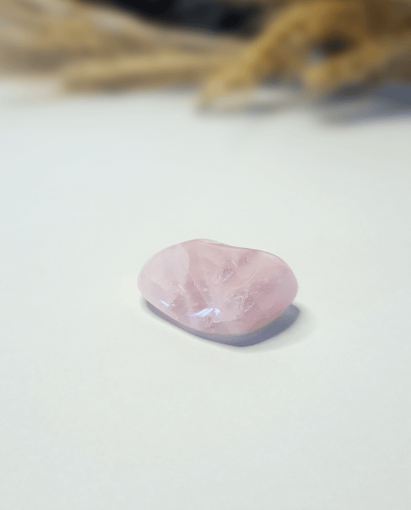 Pierre roulée Quartz Rose polie - Pierre du cœur pour amour de soi et chakra Anahata
