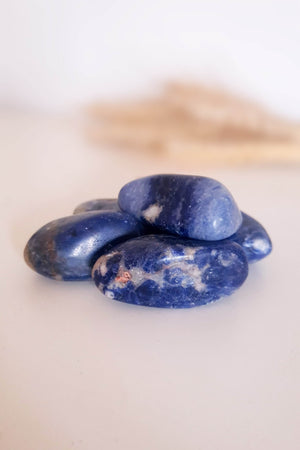 Pierre roulée Sodalite naturelle lithothérapie - Lot pierres bleues intuition et clarté mentale