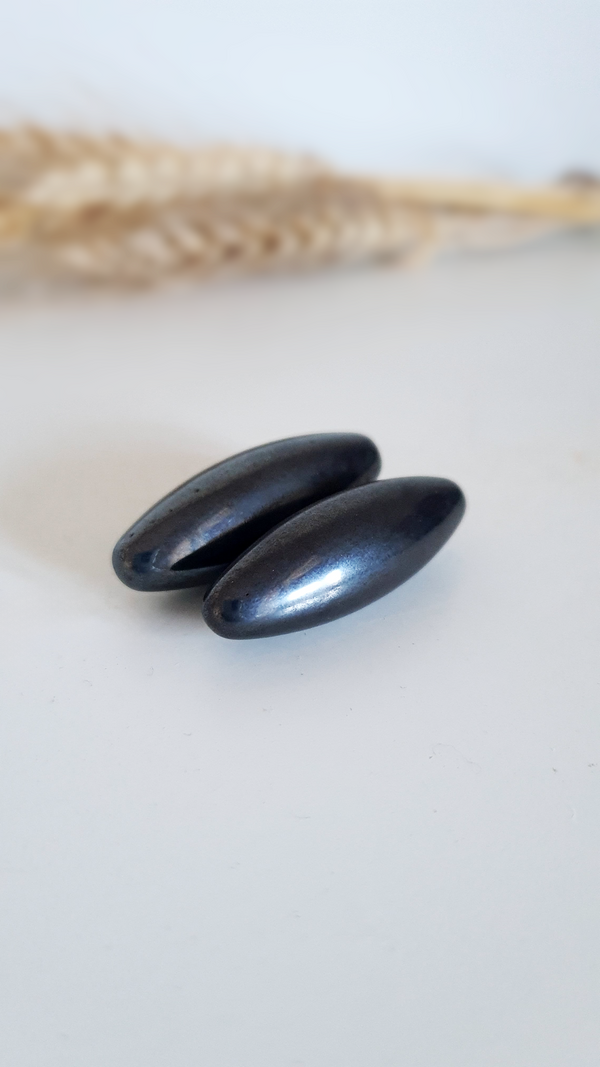 LOT DE DEUX MAGNÉTITE